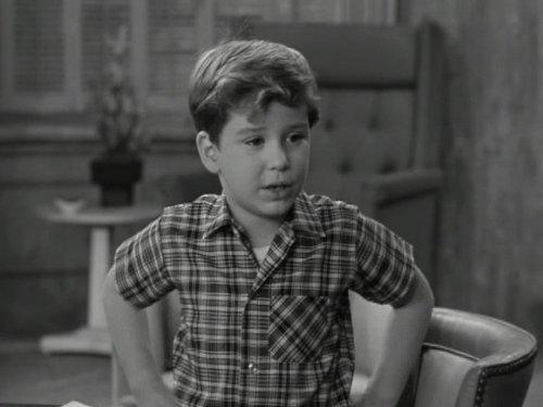Larry Mathews