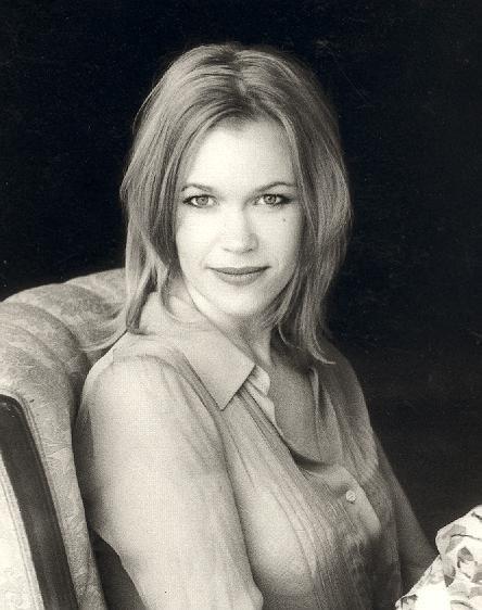 Yvette Thor